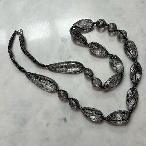 Elegant Black Shimmery Necklace